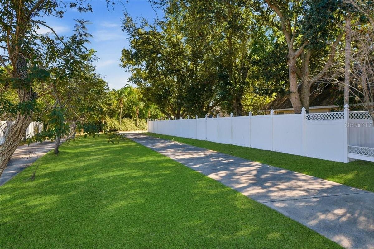 SUTTON PLACE PH II - Residential