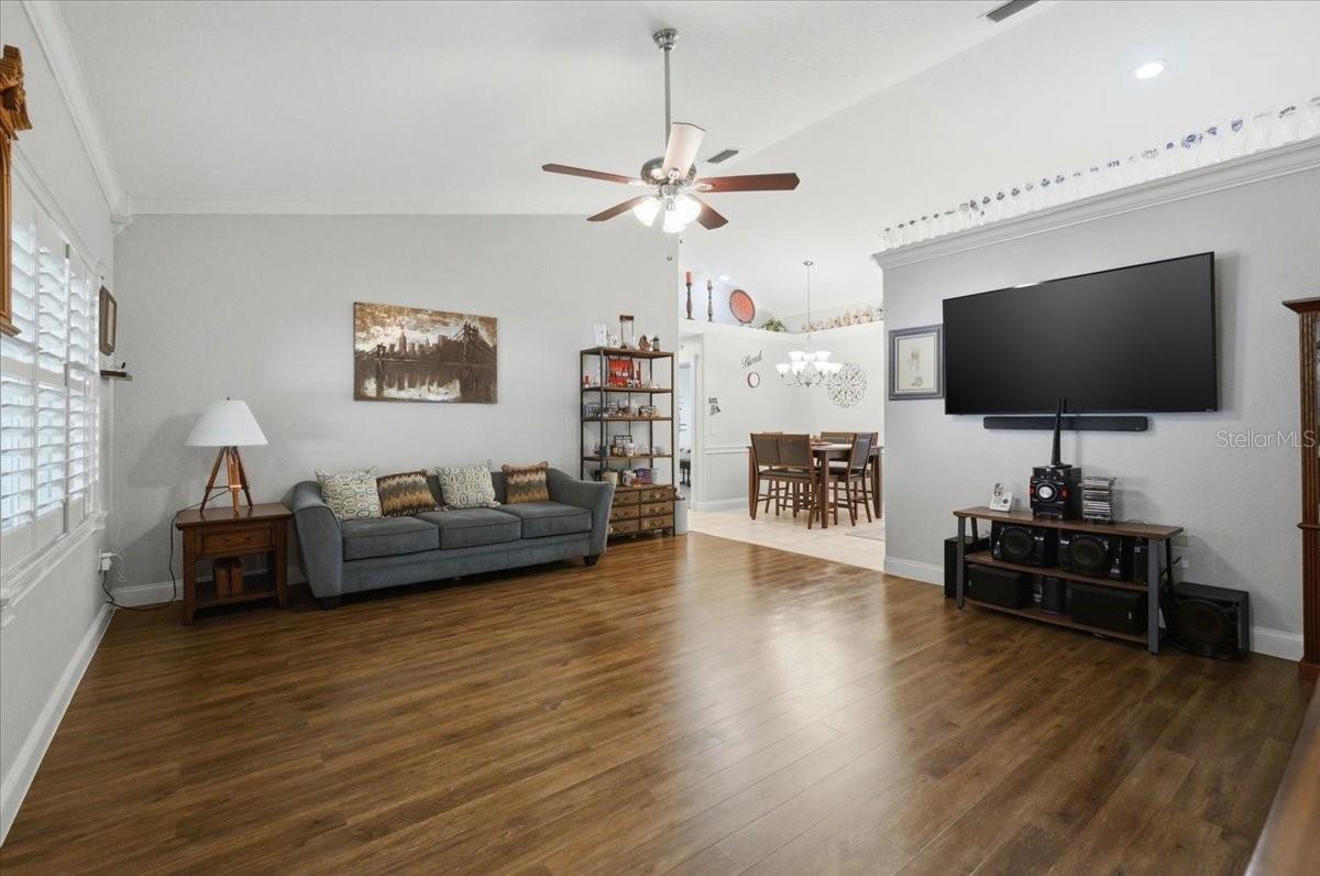 SUTTON PLACE PH II - Residential