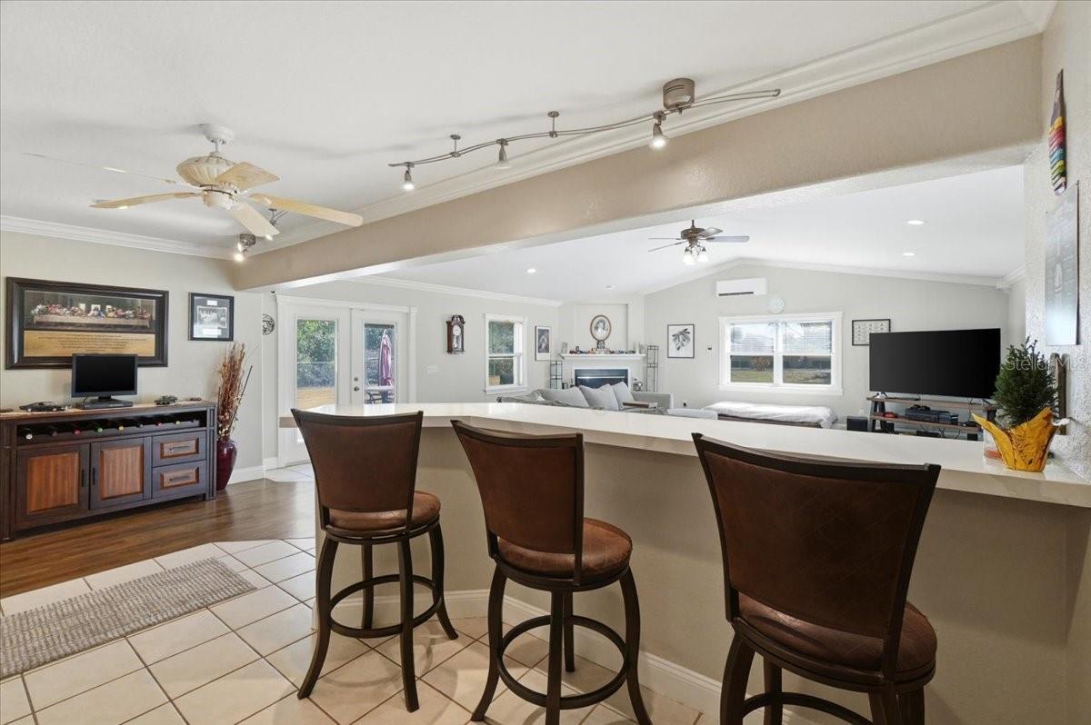 SUTTON PLACE PH II - Residential