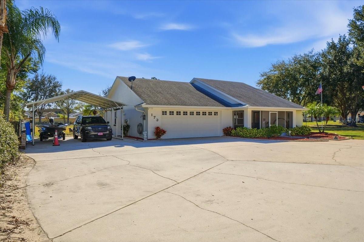 SUTTON PLACE PH II - Residential