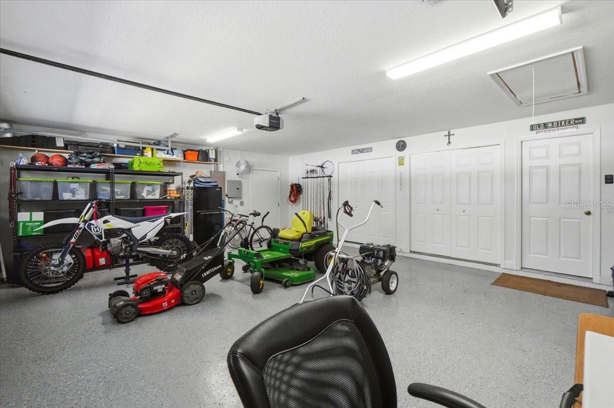 SUTTON PLACE PH II - Residential