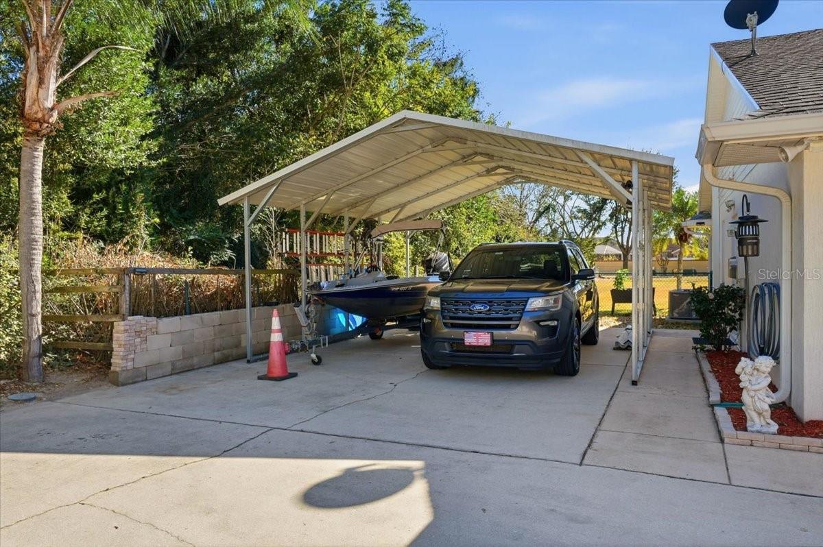 SUTTON PLACE PH II - Residential