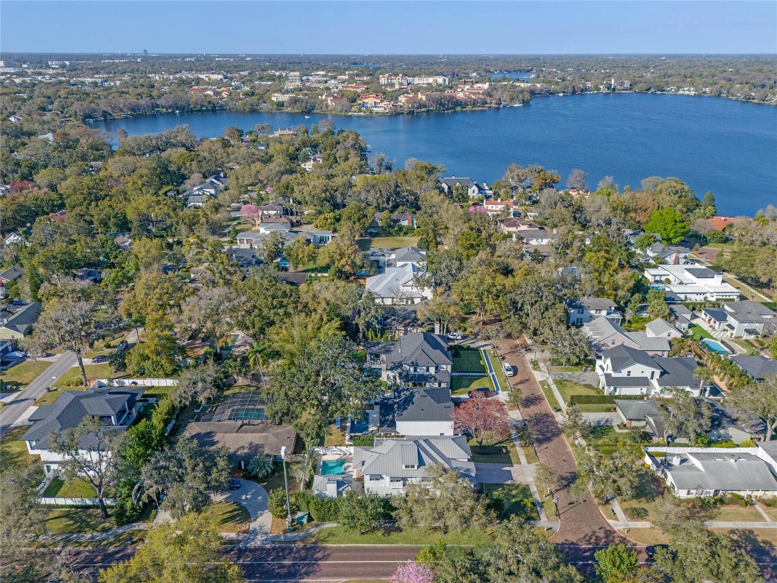 ELLNO WILLO - Residential