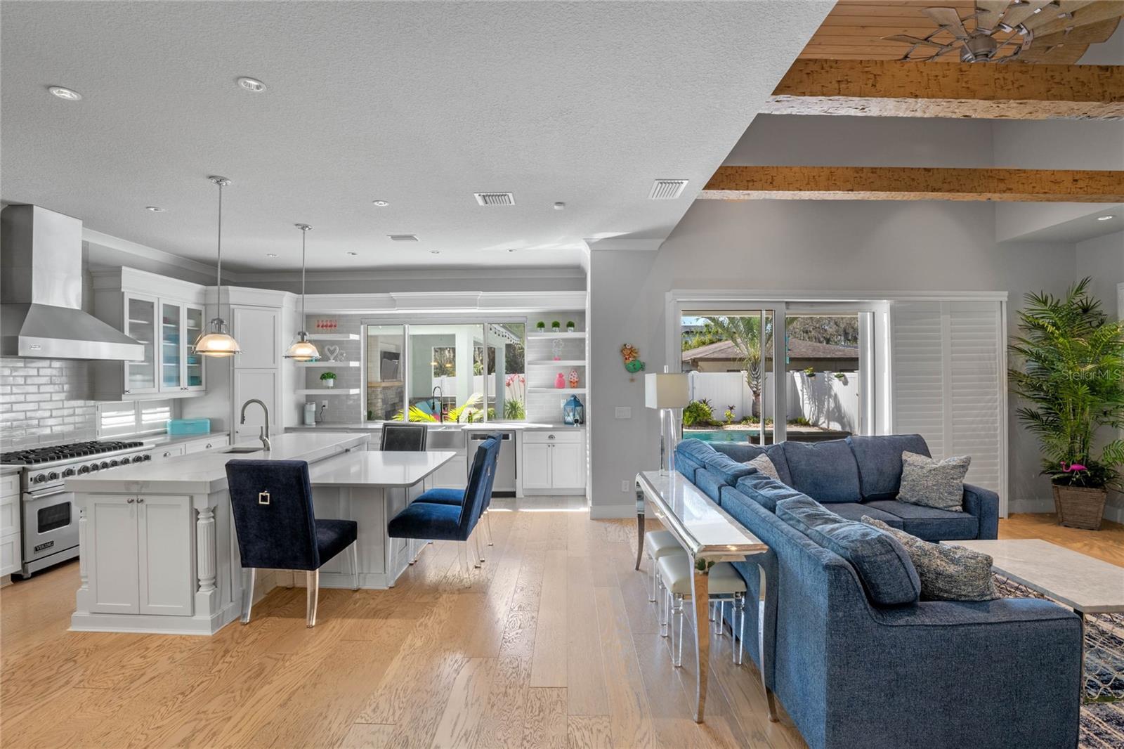 ELLNO WILLO - Residential