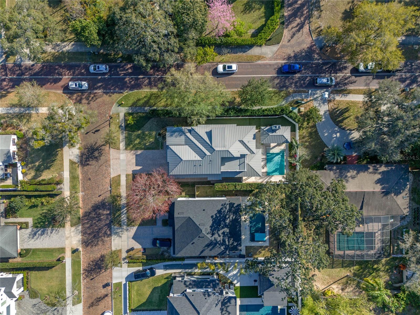 ELLNO WILLO - Residential