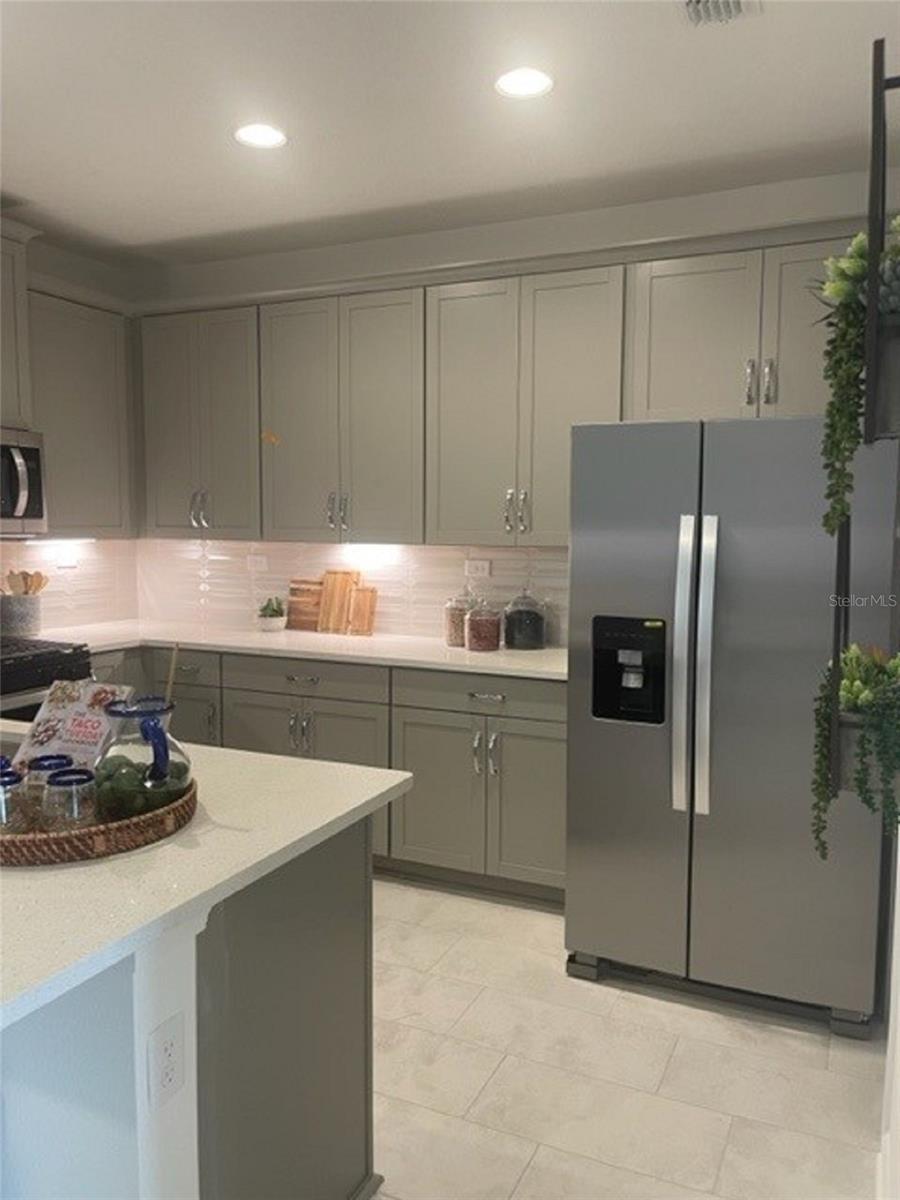 7582 SEA OAK COURT