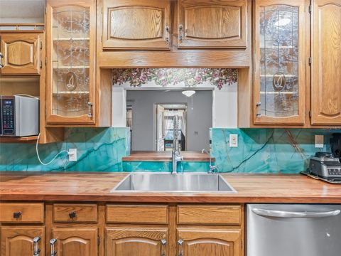 Tiny photo for 6350 NE 86th Avenue, Bronson, FL 32621 (MLS # OM721098)