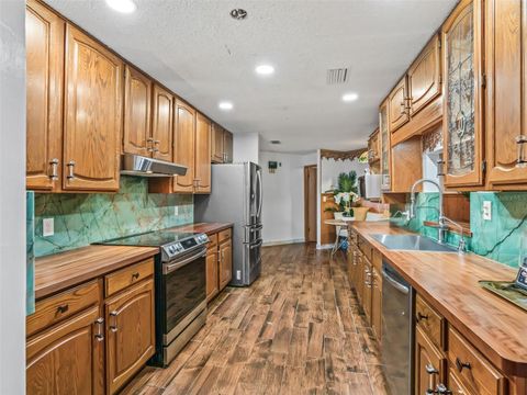 Tiny photo for 6350 NE 86th Avenue, Bronson, FL 32621 (MLS # OM721098)