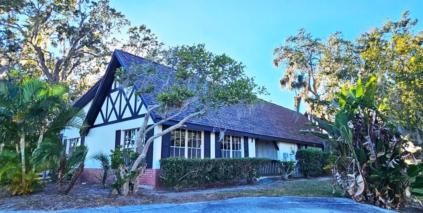 310 BAYSHORE BOULEVARD 104