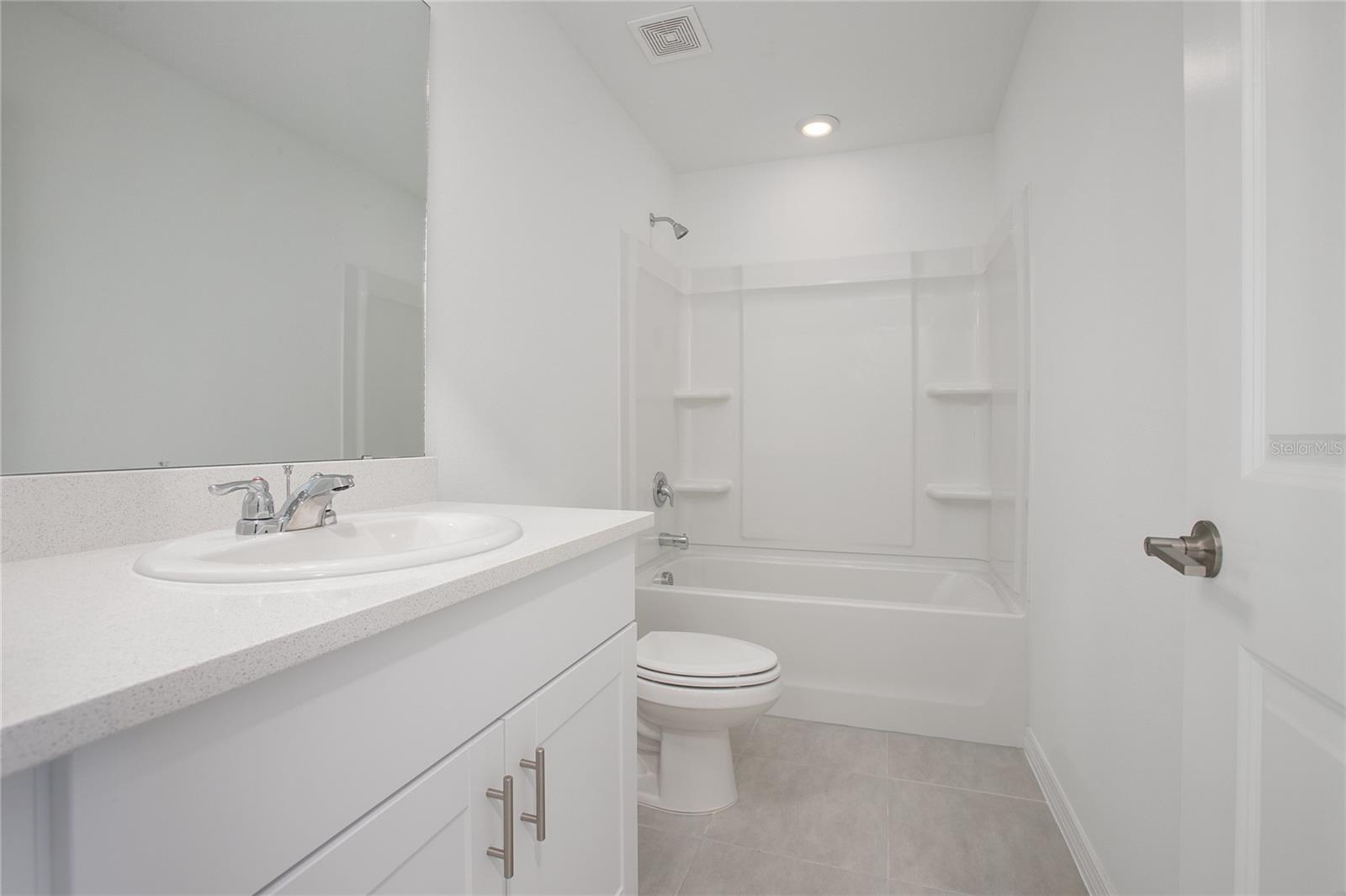 RIVERFRONT ESTATES SOUTH - Residential