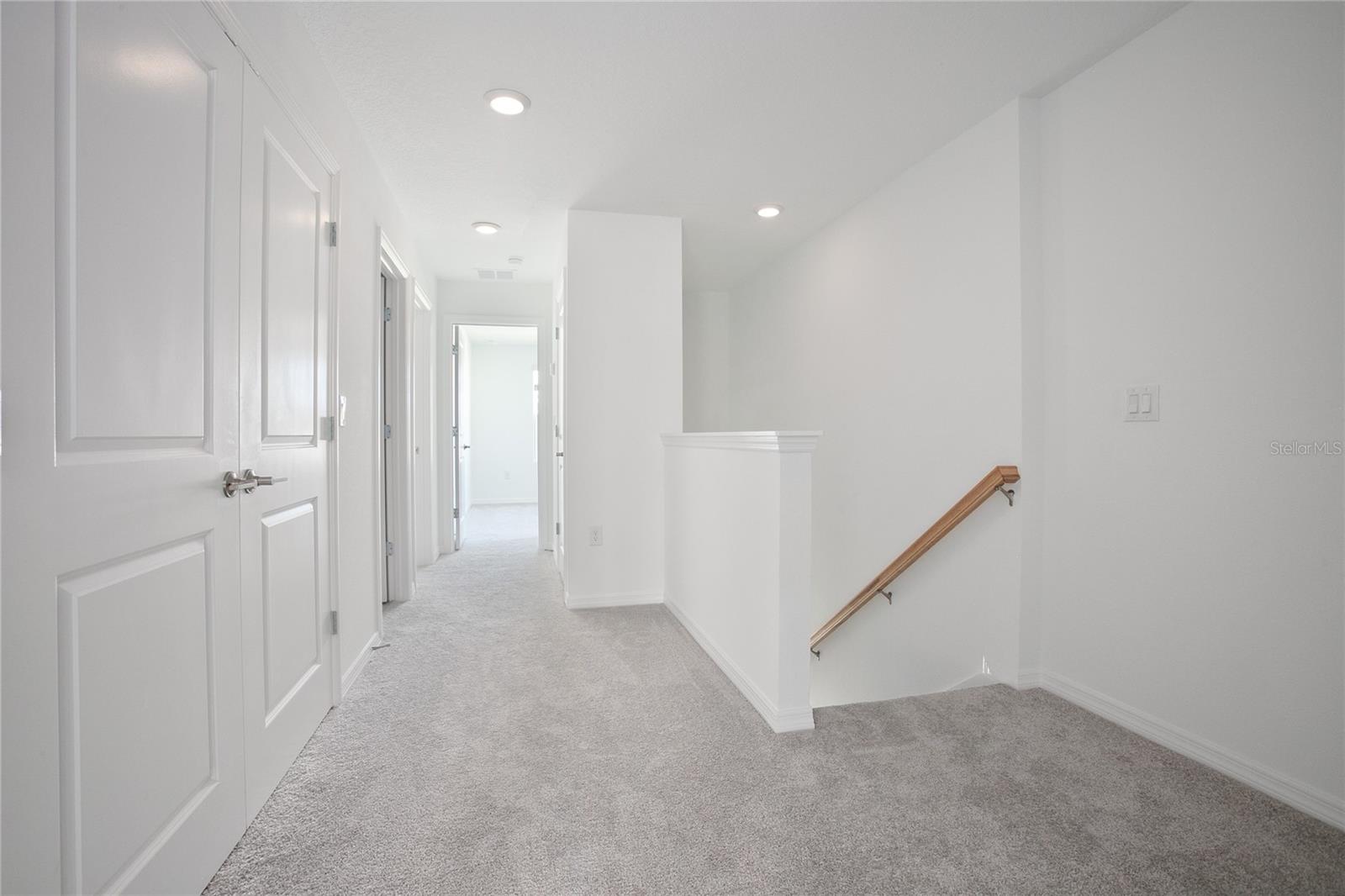 RIVERFRONT ESTATES SOUTH - Residential