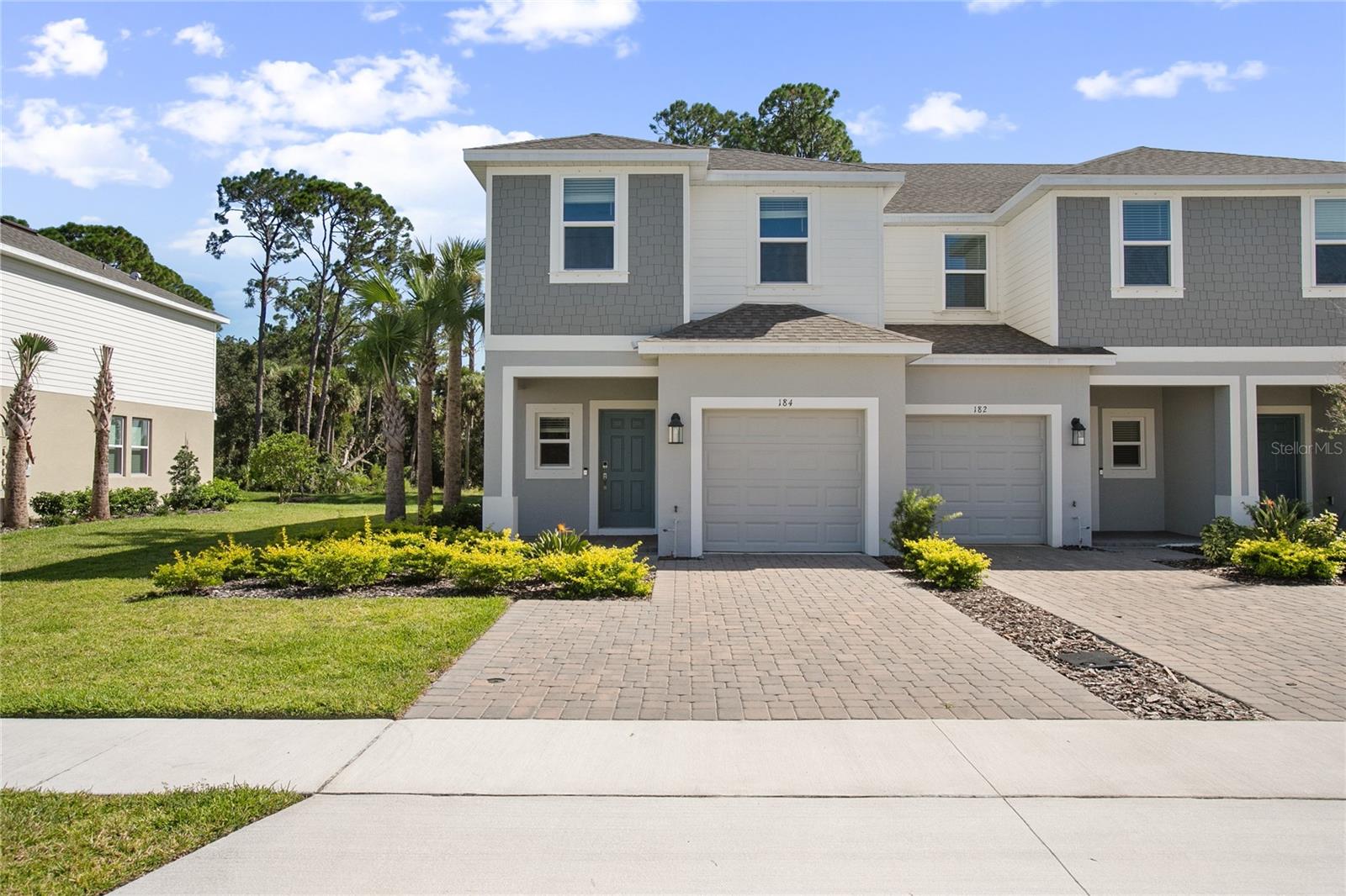 RIVERFRONT ESTATES SOUTH - Residential