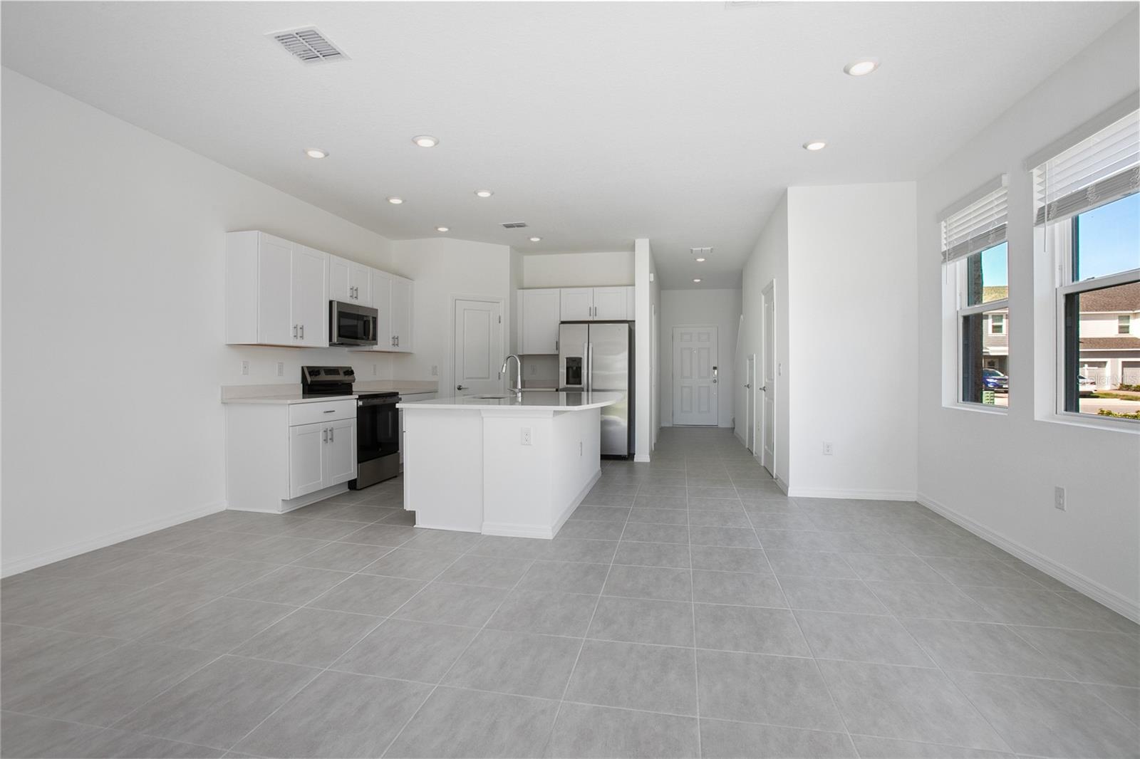 RIVERFRONT ESTATES SOUTH - Residential