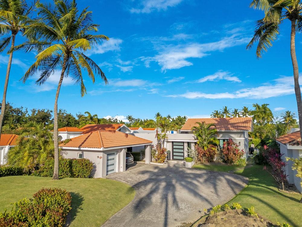 DORADO BEACH EAST - Residential
