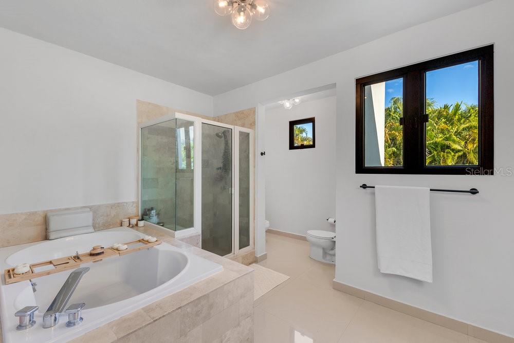 DORADO BEACH EAST - Residential