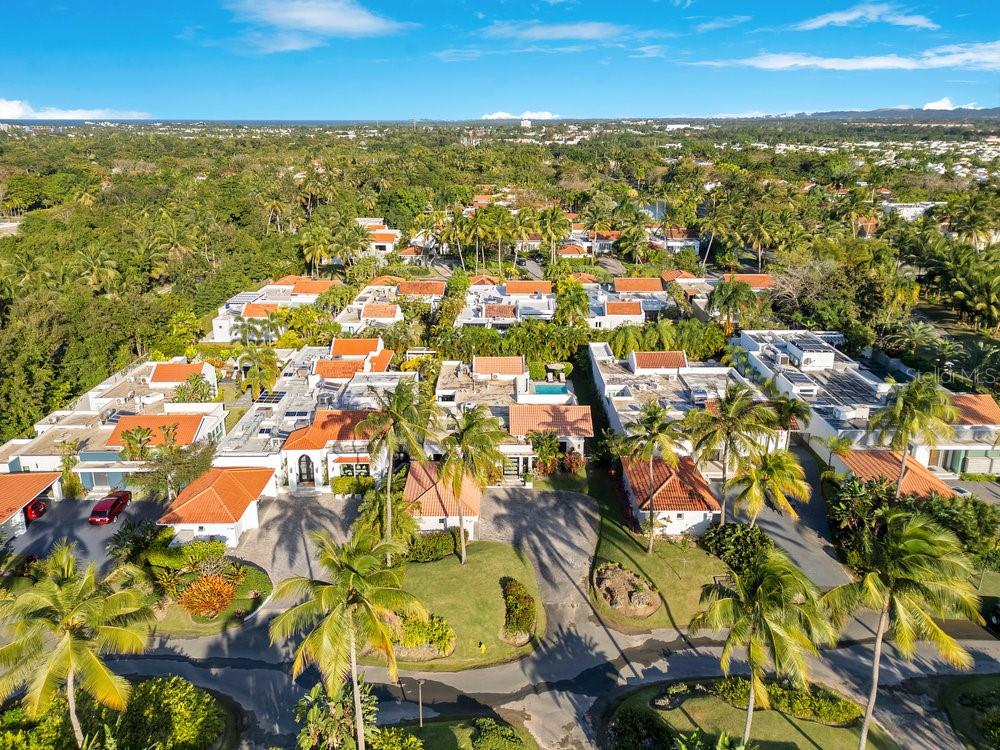 DORADO BEACH EAST - Residential