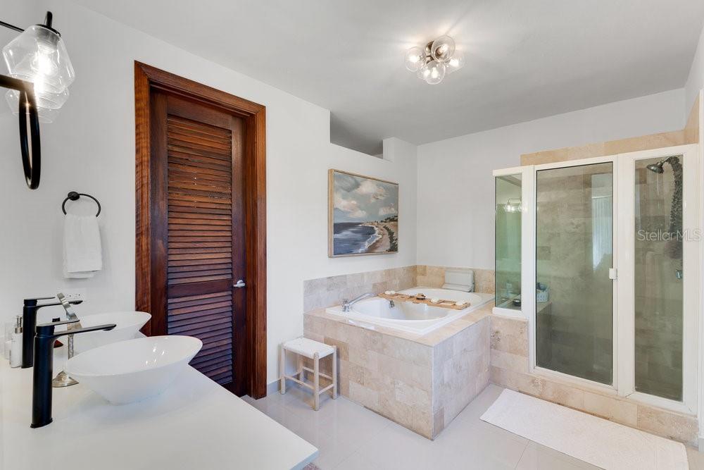 DORADO BEACH EAST - Residential