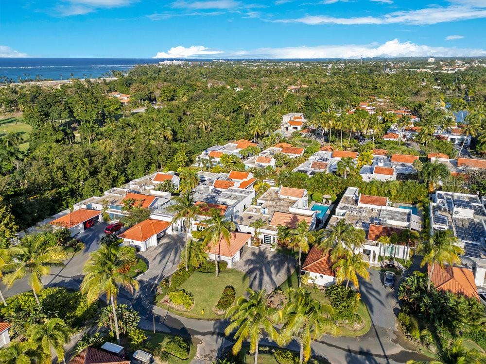 DORADO BEACH EAST - Residential