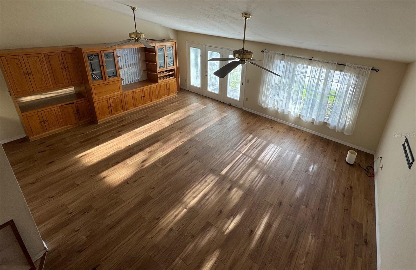 MEADOWBROOK AT GNVL PH IV E-2 REP - Residential Lease