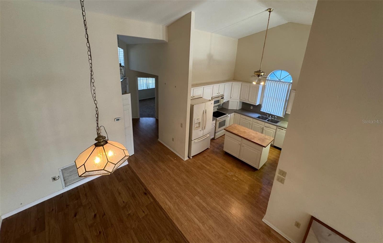 MEADOWBROOK AT GNVL PH IV E-2 REP - Residential Lease