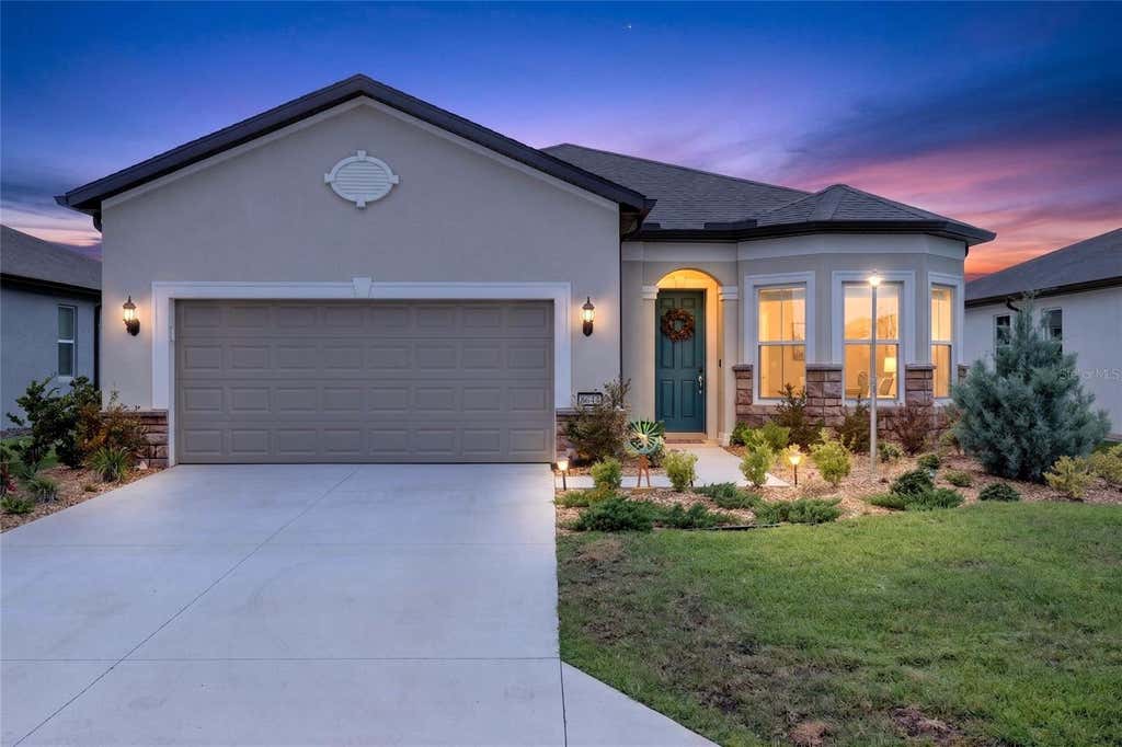 Photo of 8644 SW 59th Lane Road, Ocala, FL 34481 (MLS # OM729273)