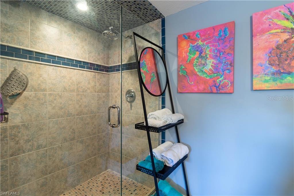 HAMMOCKS - Residential