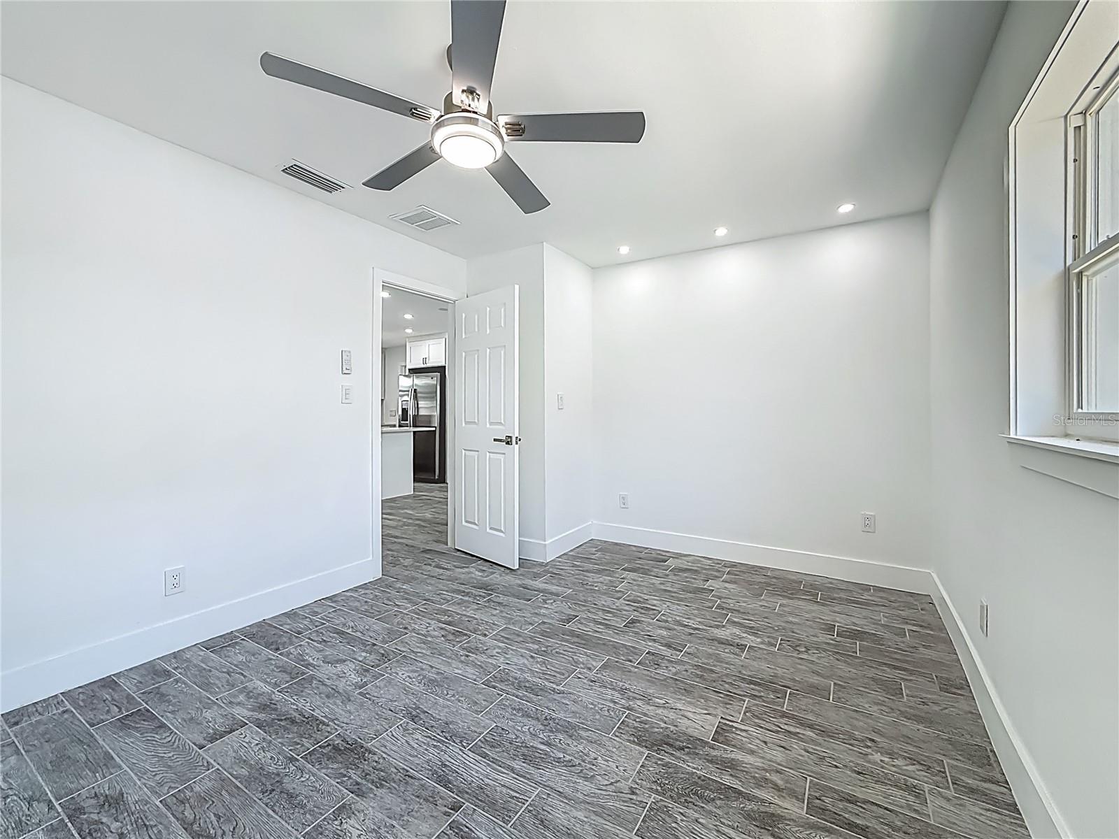 SHORE ACRES OVERLOOK SEC - Residential Lease