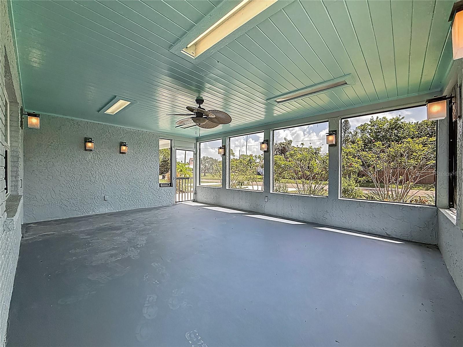 SHORE ACRES OVERLOOK SEC - Residential Lease