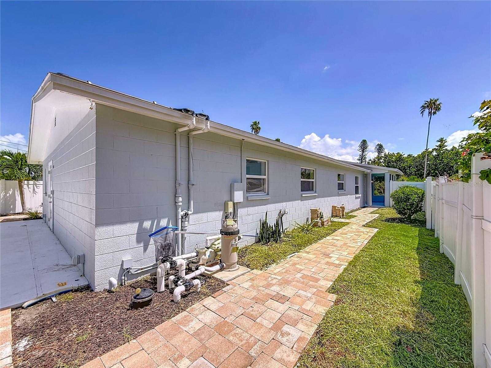 SHORE ACRES OVERLOOK SEC - Residential Lease