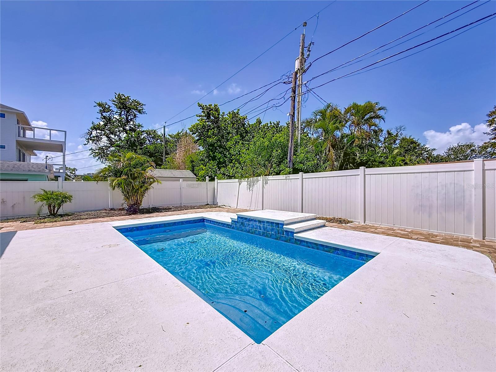 SHORE ACRES OVERLOOK SEC - Residential Lease