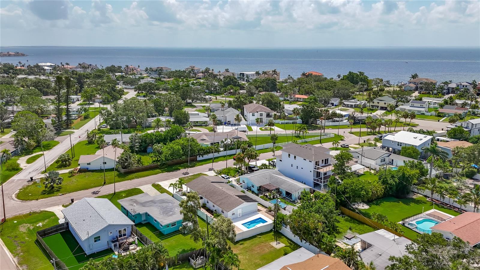 SHORE ACRES OVERLOOK SEC - Residential Lease