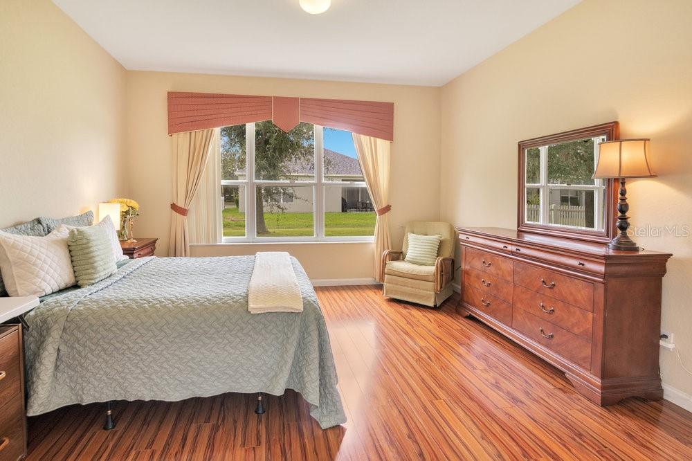 LAKES/WINDERMERE-PEACHTREE - Residential