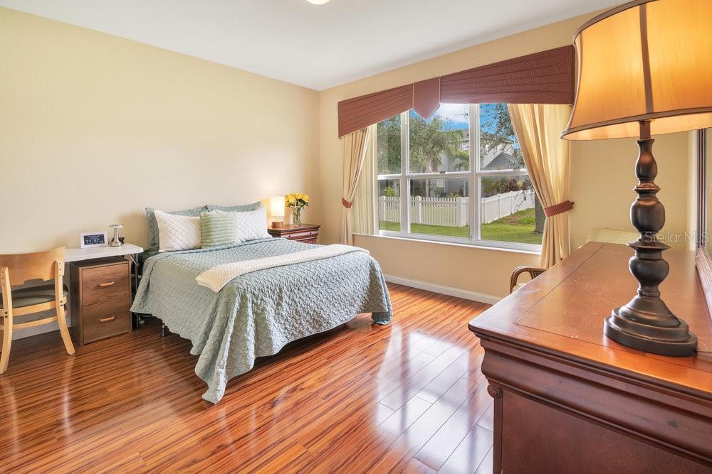 LAKES/WINDERMERE-PEACHTREE - Residential