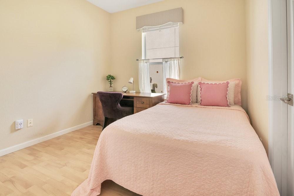 LAKES/WINDERMERE-PEACHTREE - Residential