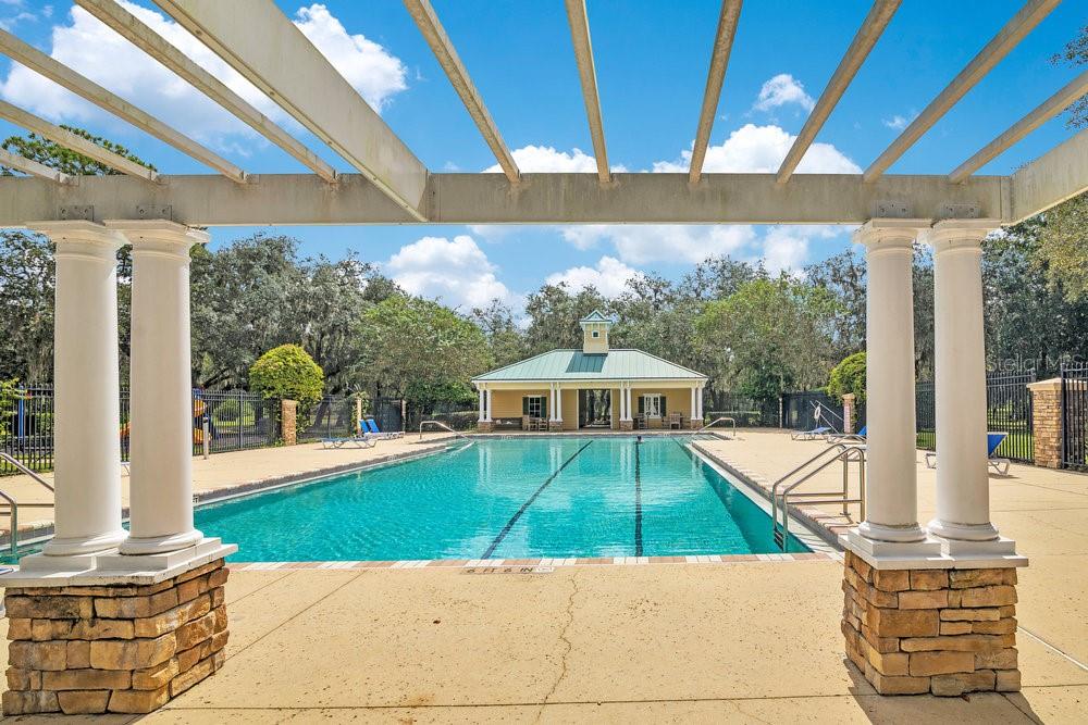 LAKES/WINDERMERE-PEACHTREE - Residential