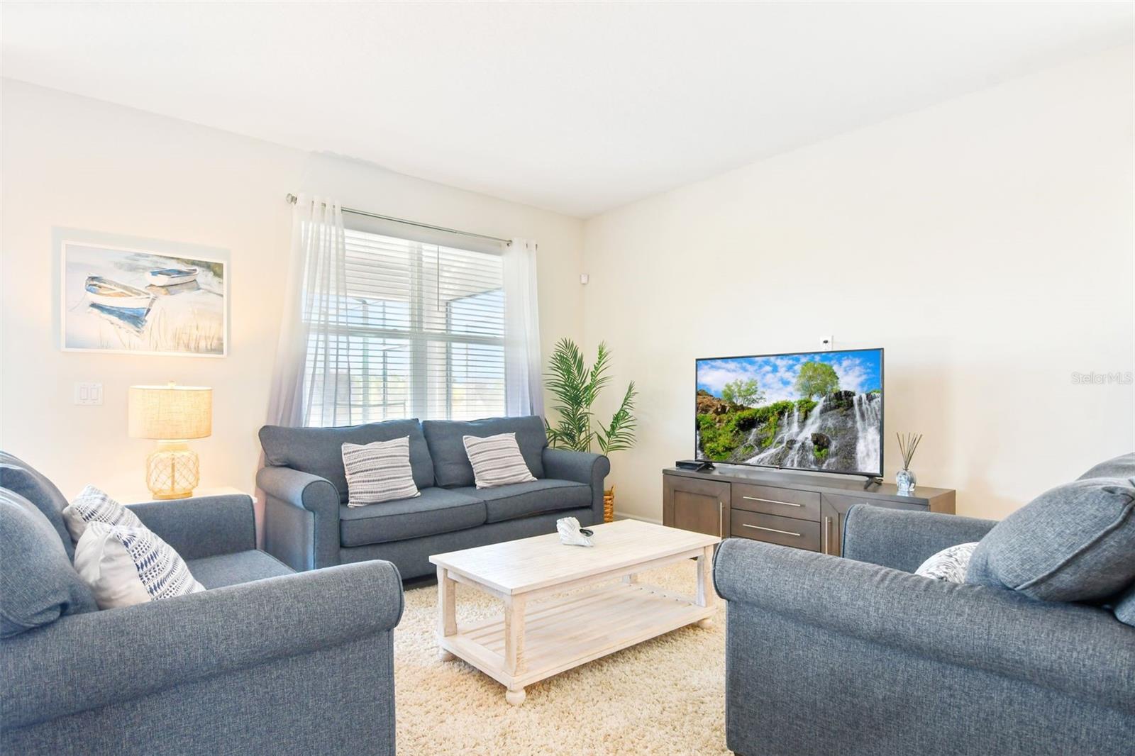 COVE/STOREY LAKE II - Residential