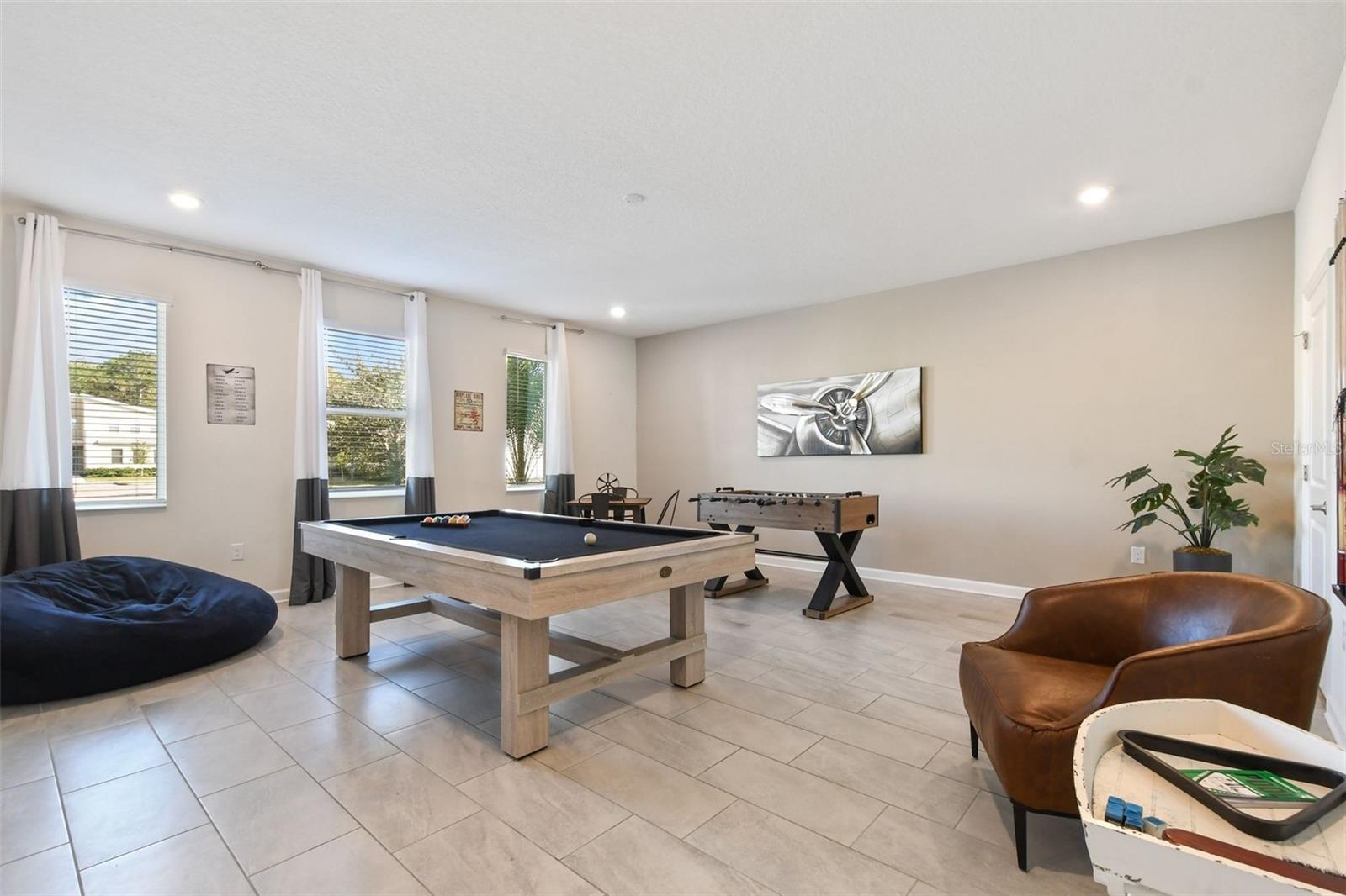 COVE/STOREY LAKE II - Residential