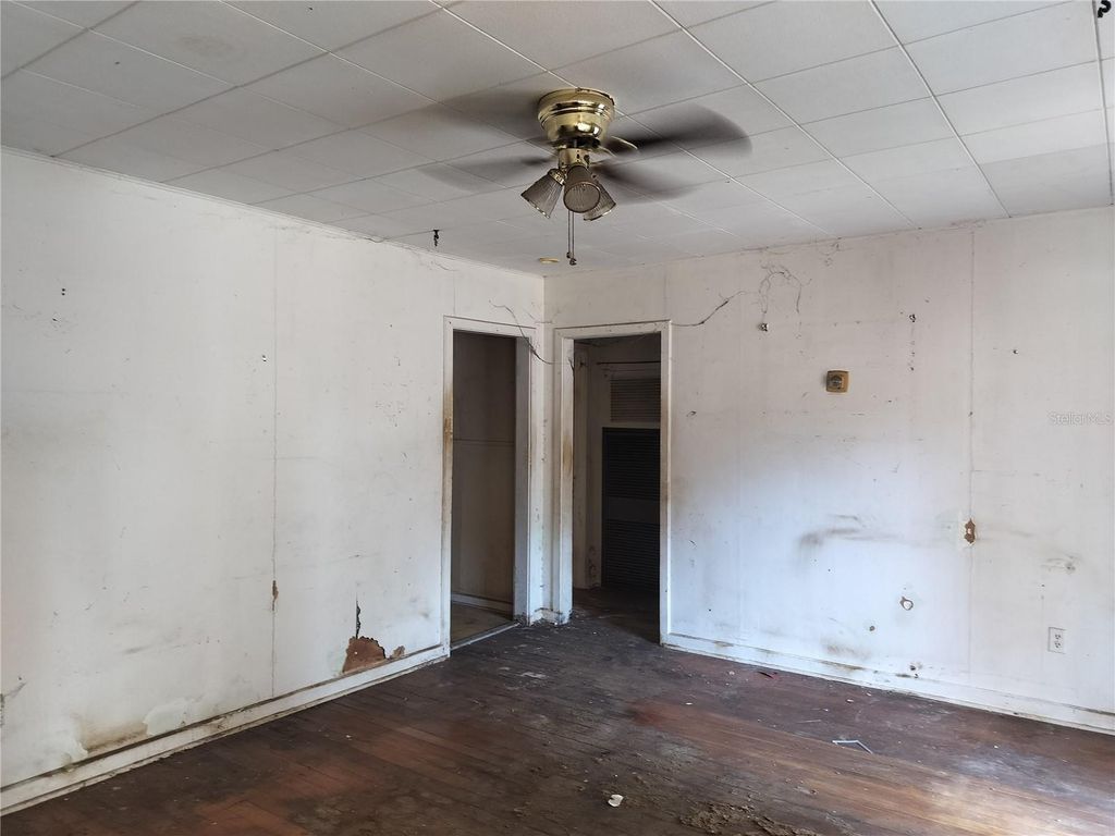 Photo of 2217 Avenue F NW, Winter Haven, FL 33880 (MLS # TB8463695)