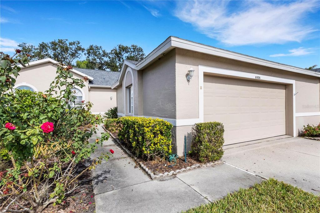 Photo of 6935 Stoneywalk Court, Bradenton, FL 34203 (MLS # A4671405)