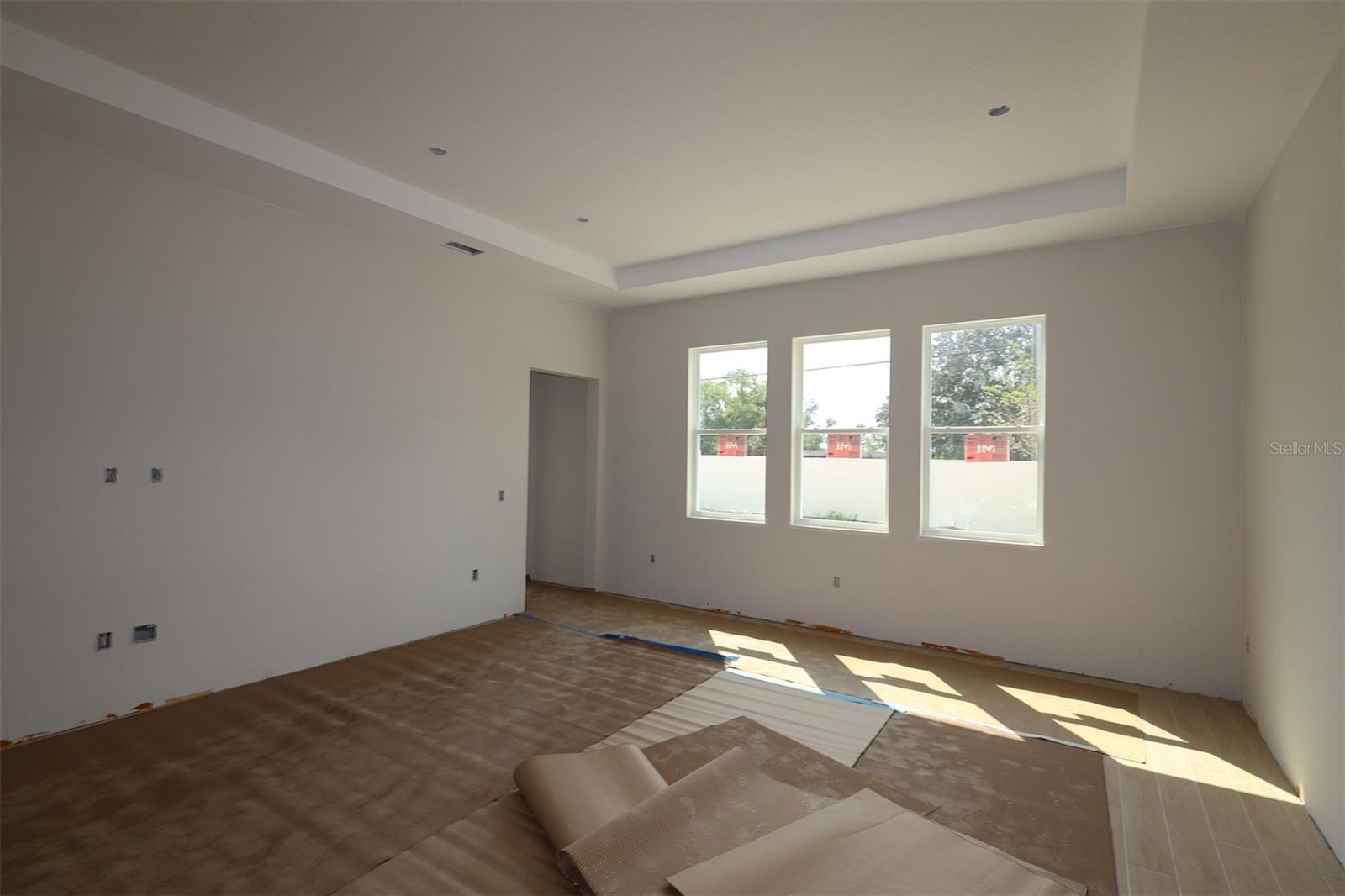 WILLOW RUN - Residential