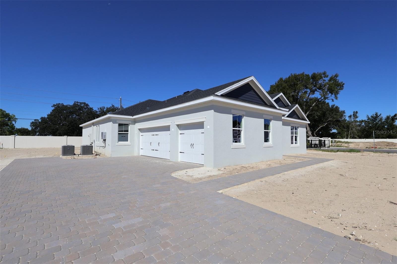 WILLOW RUN - Residential