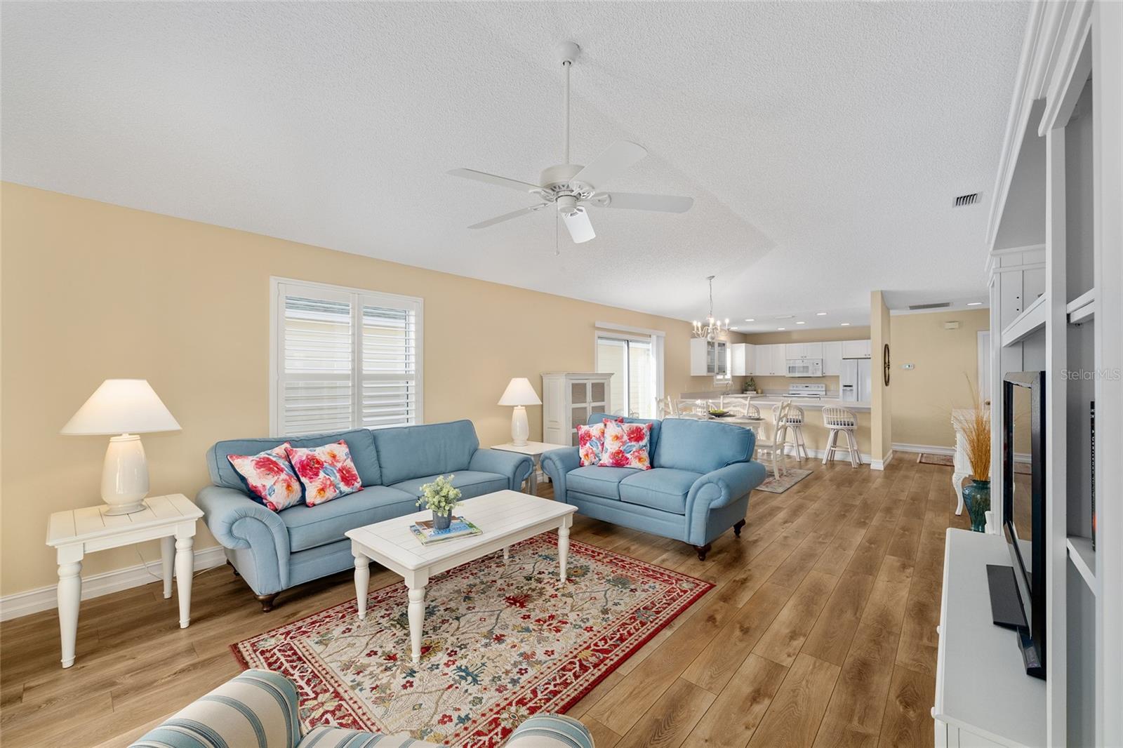 VILLAGES OF SUMTER VILLA ESCANDIDO - Residential