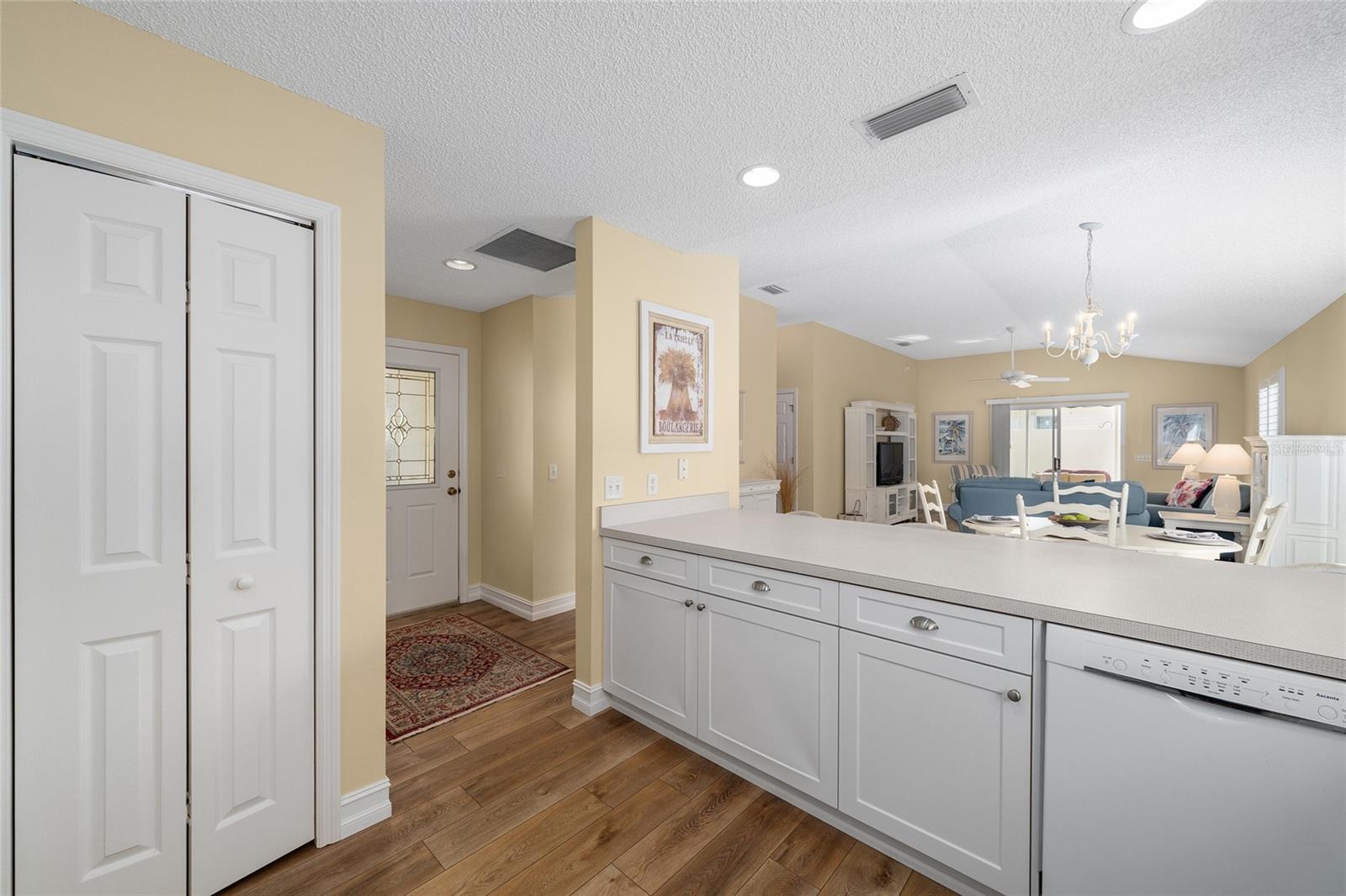 VILLAGES OF SUMTER VILLA ESCANDIDO - Residential