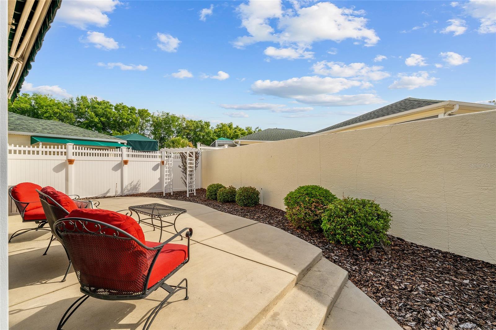 VILLAGES OF SUMTER VILLA ESCANDIDO - Residential