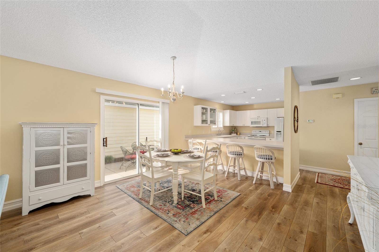 VILLAGES OF SUMTER VILLA ESCANDIDO - Residential