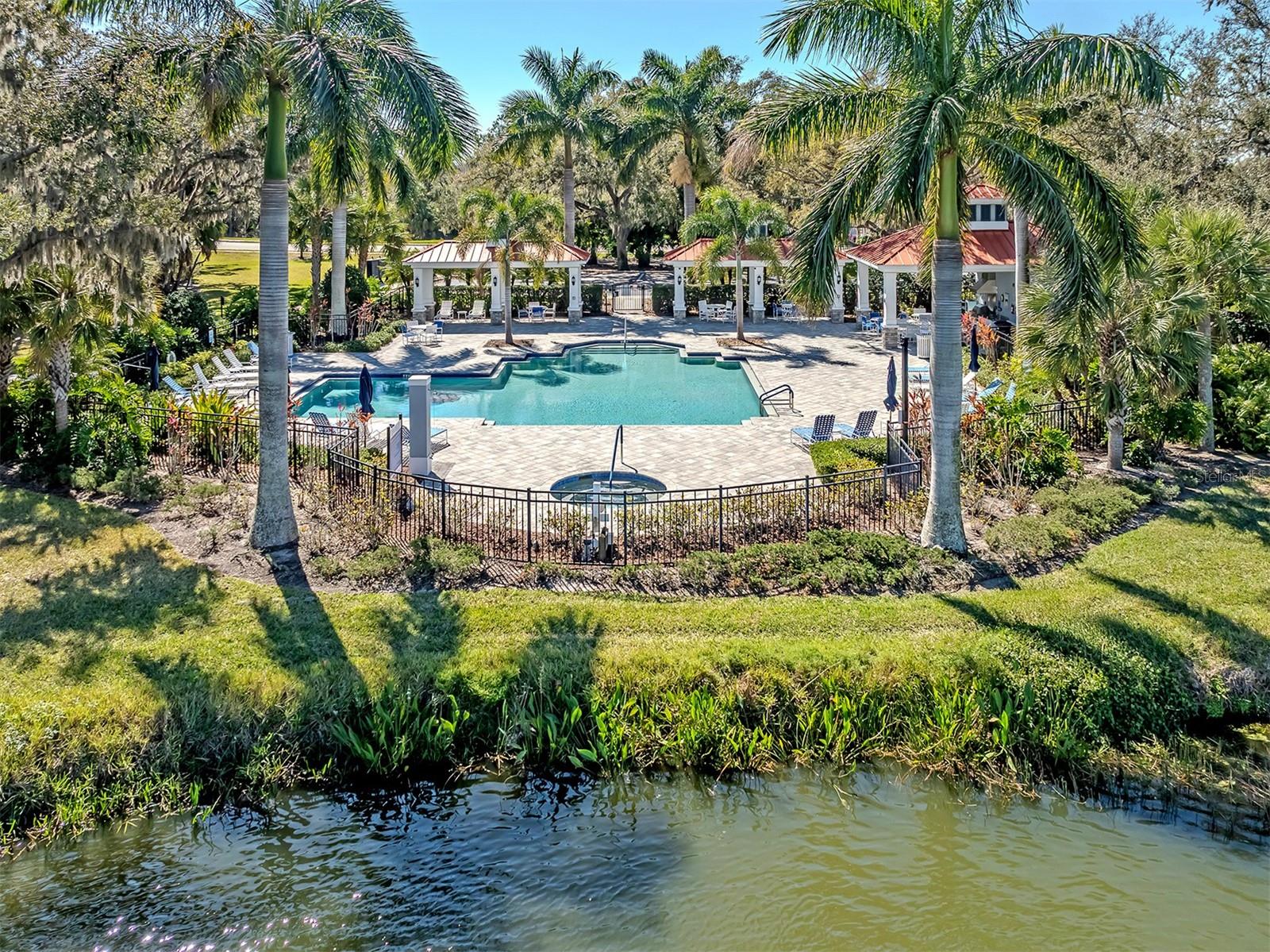 RIDGE AT CROSSING CREEK PH I - Residential