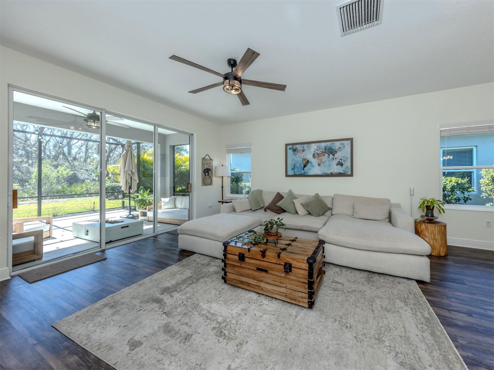 RIDGE AT CROSSING CREEK PH I - Residential