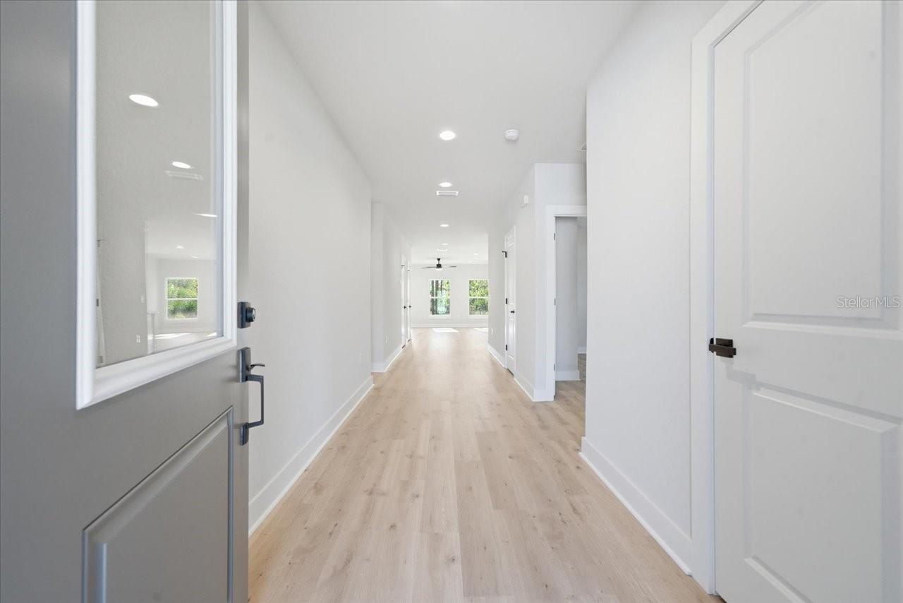 ROYAL HIGHLANDS - Residential