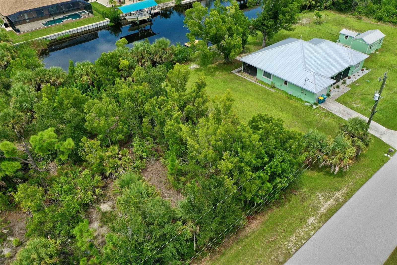 PORT CHARLOTTE SEC 071 - Land
