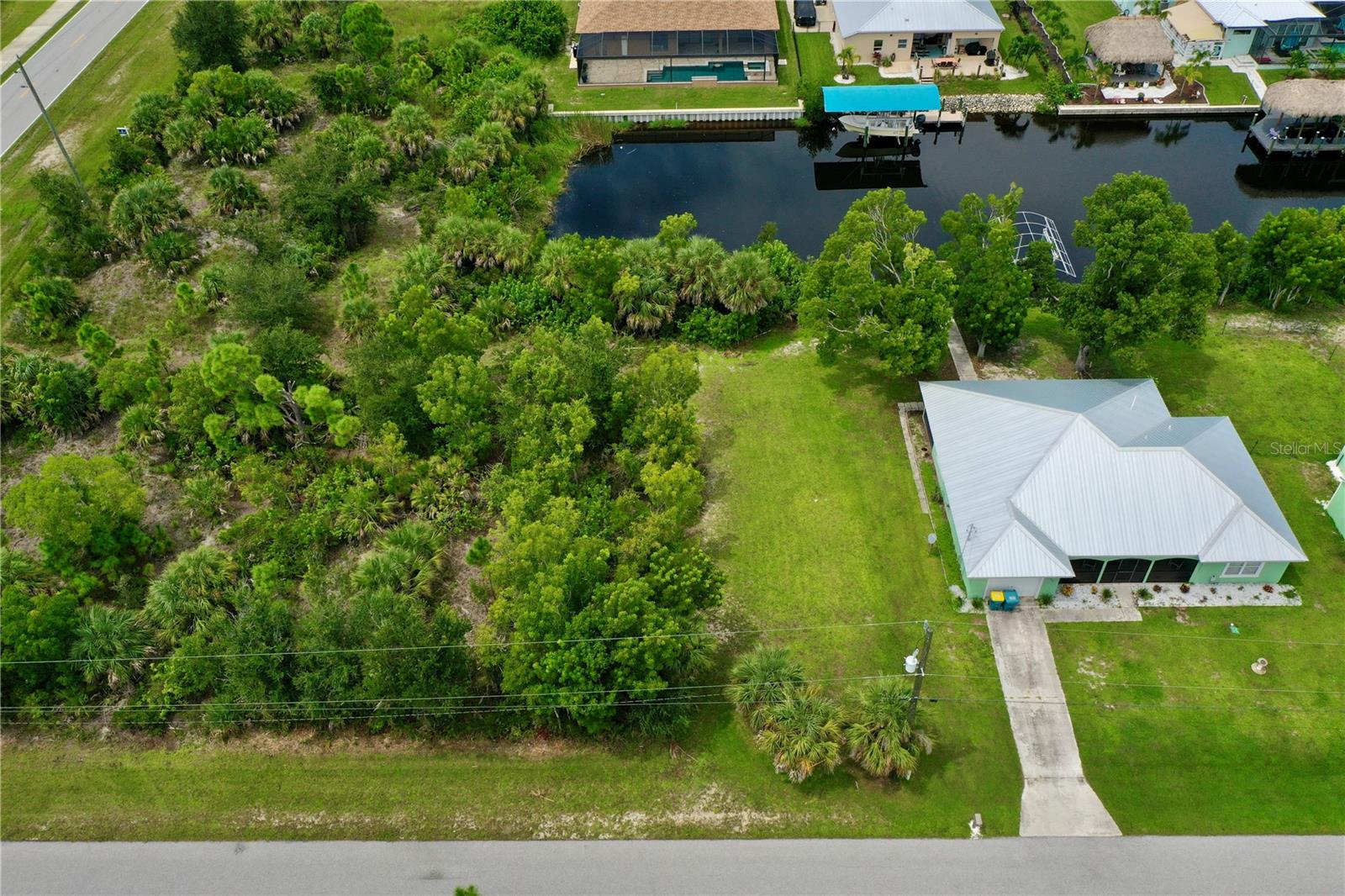 PORT CHARLOTTE SEC 071 - Land